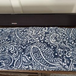 Six New Blue & White Placemats 