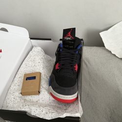 Air Jordan 4 GOLD LETTERING