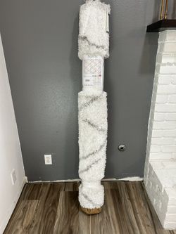 NEW RUG