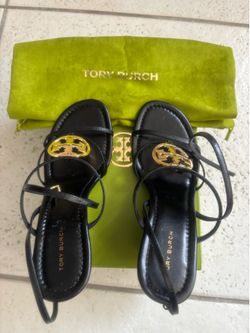 Tory Burch Capri Miller Wedge Sandals Black Gold Size 7.5 New