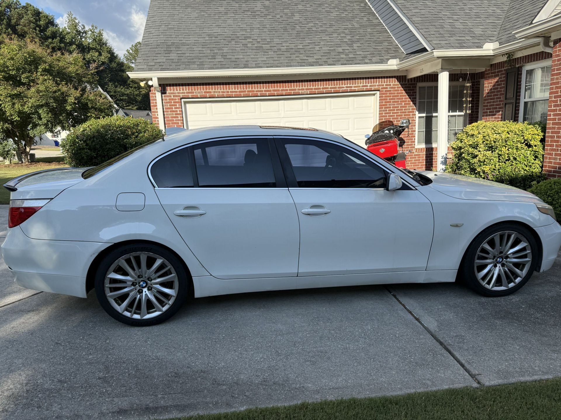 2004 BMW 530i