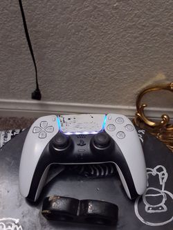 PlayStation 5 DualSense Wireless Controller