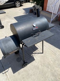 BBQ Smoker Grill