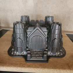 Nordic Ware Castle Bundt Pan,