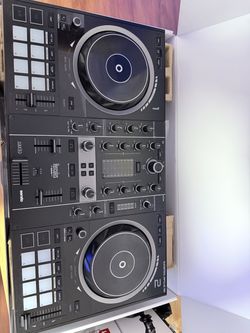 Hurcules dj mixer