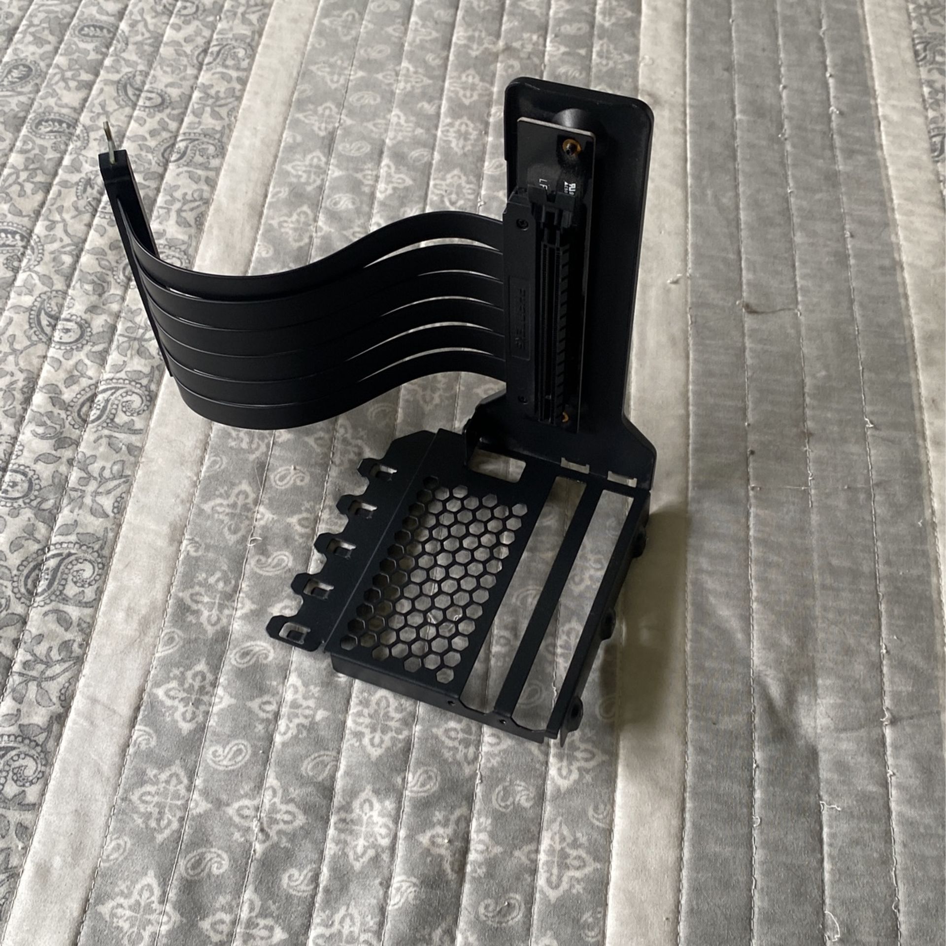 Phanteks GPU Vertical Bracket