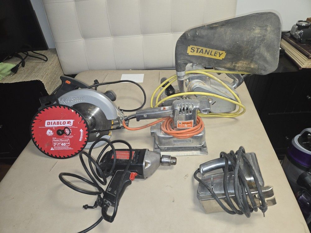 Assorted Power Tools