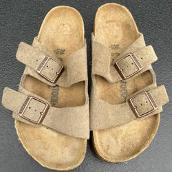 LIKE NEW ARIZONA SUEDE BIRKENSTOCKS SIZE 36.  