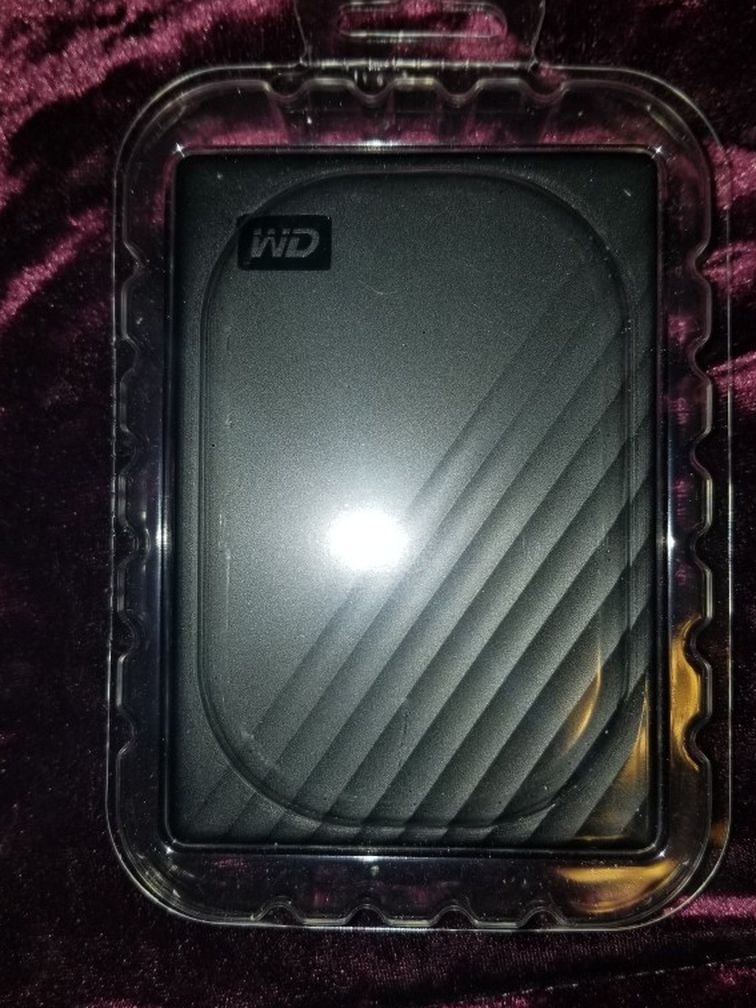 WD 1TB Portable Hard Drive