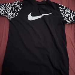 nike shirt and shorts set, youth L