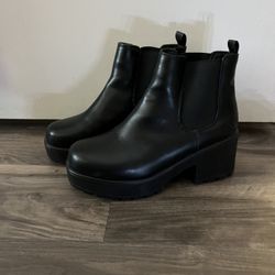 Black Platform Boots