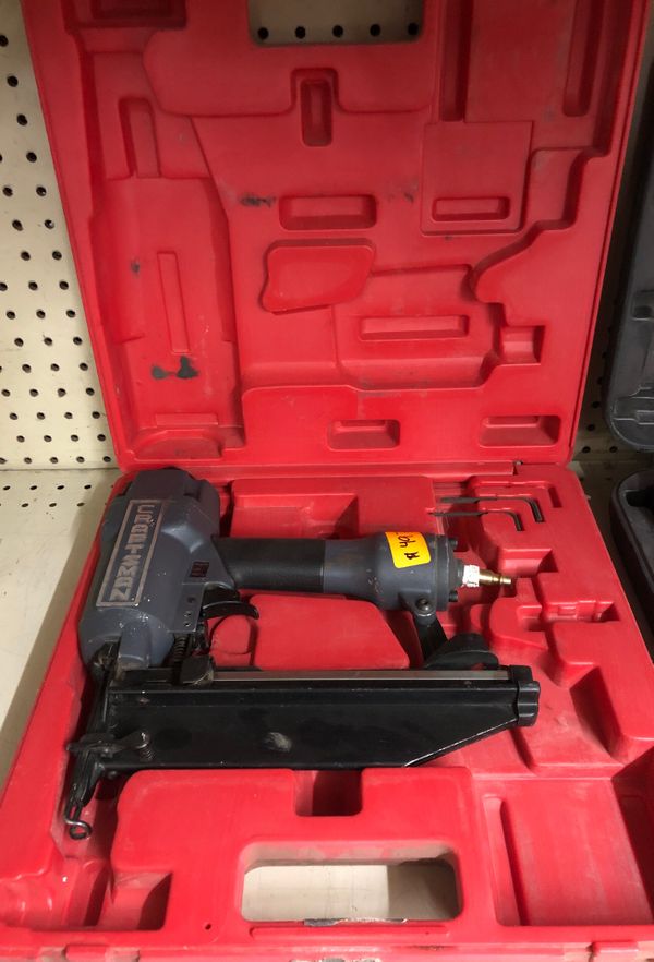 Craftsman 351.184310 16 Gauge Finish Nailer for Sale in Phoenix, AZ