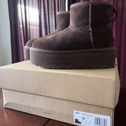 UGG Boots 