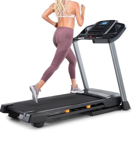 NordicTrack T Series Treadmills T 6.5 S
NTL17915.17  OPEN BOX DAMAGE ON THE PLASTIC COVER 
