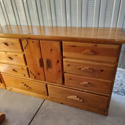 Queen Size Bedroom Set