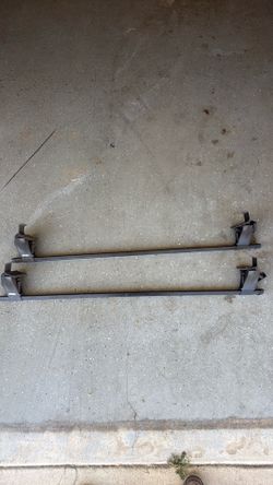 Thule cross bars with locks