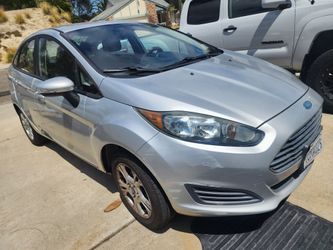 2014 Ford Fiesta LE