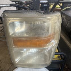 Ford 08 F250 Headlights I Have  The Pair