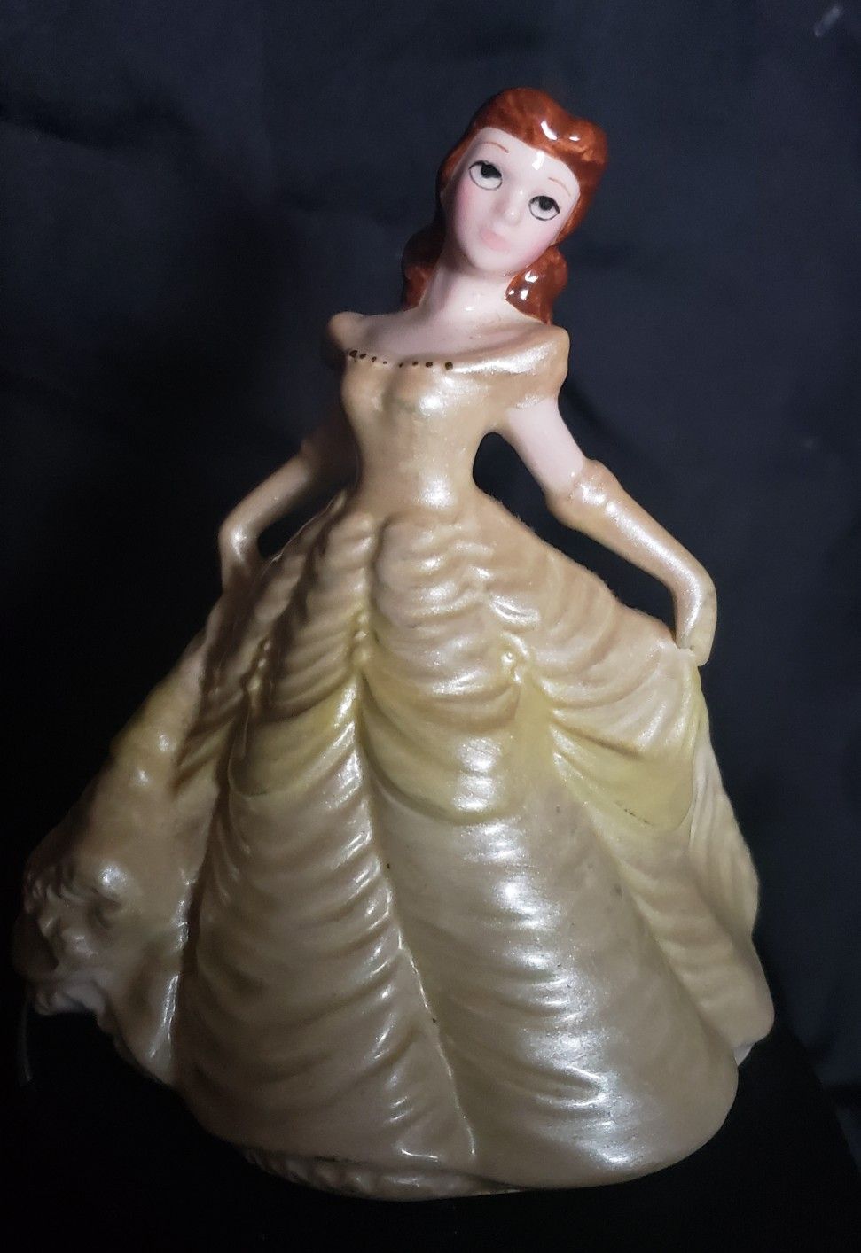 RARE VINTAGE BELLE FIGURINE