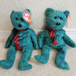 Beanie Babies Collection WALLACE  BEAR Ty Beanie Babies  Retired Beanie Bears  Green Teddy Bear 