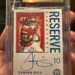 Tyreek Hill -Autographed - Beckett Graded 9.5 Gem Mint