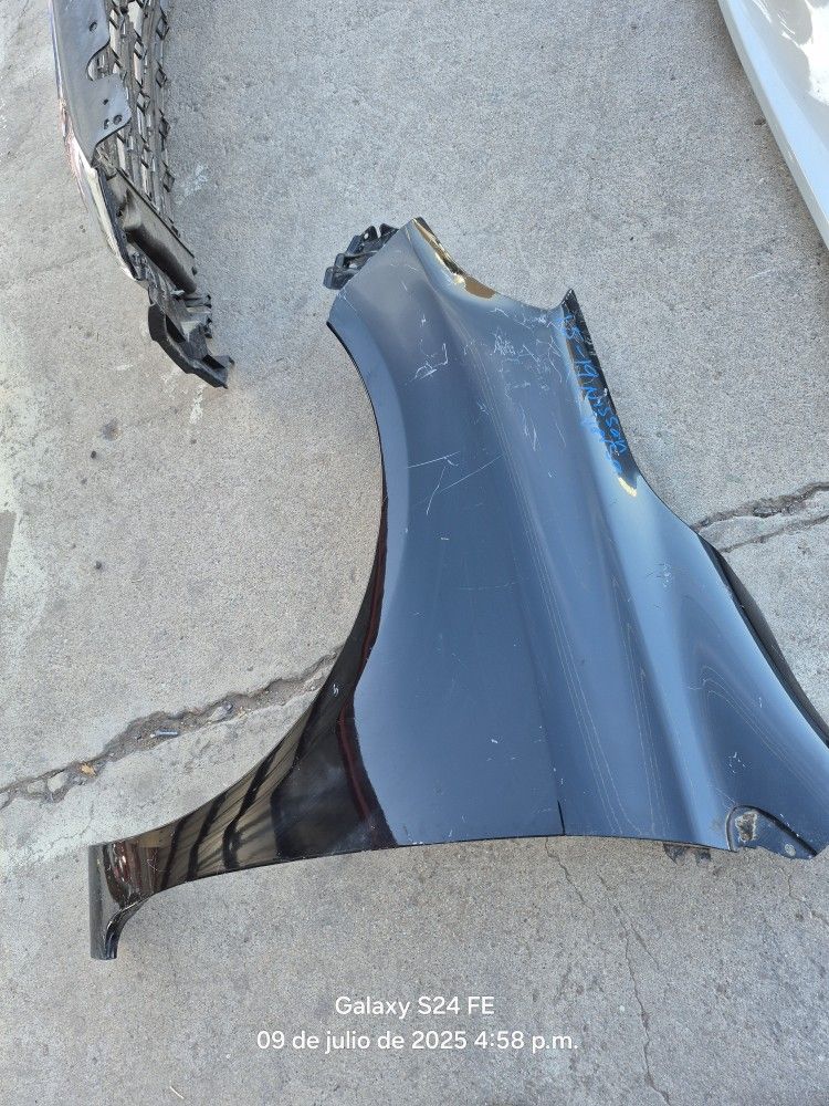 Nissan Versa Left Fender Oem