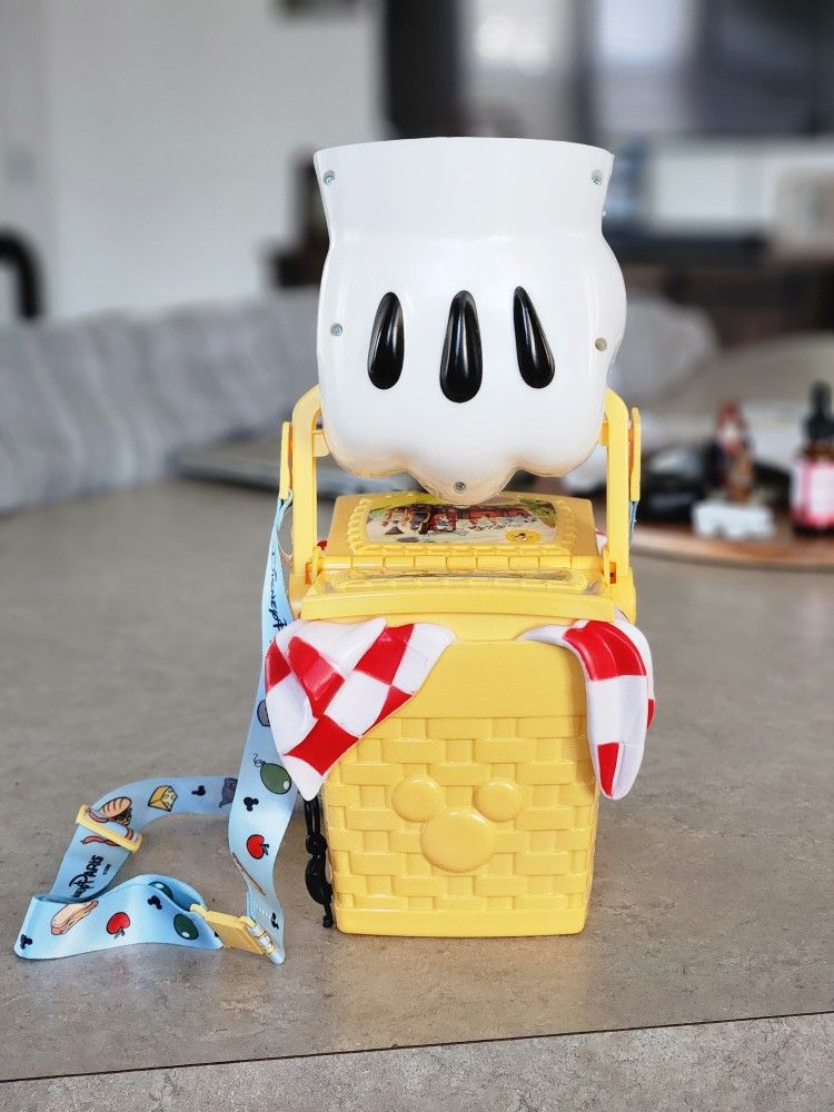 Mickey Mouse Picnic Basket