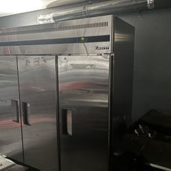 3 Door Reach-in Cooler 