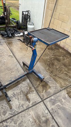 Engine stand