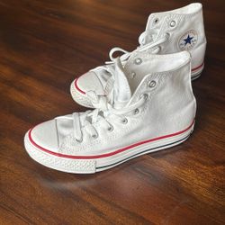 Shoes Converse Youth Size 2  Girls Boys