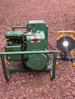 Briggs & Stratton 5HP Engine Generator Unit