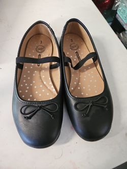 Girls black flats size 3