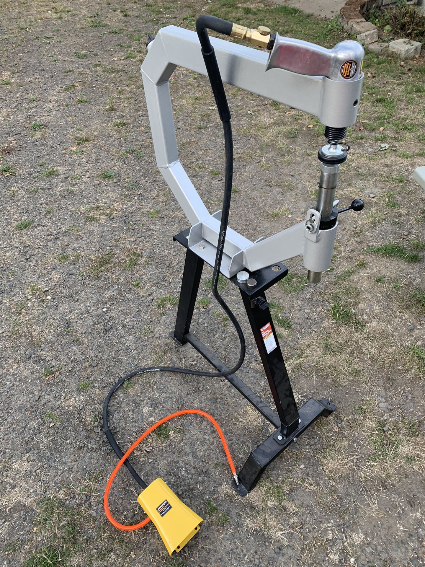 Eastwood Planishing Hammer and Stand