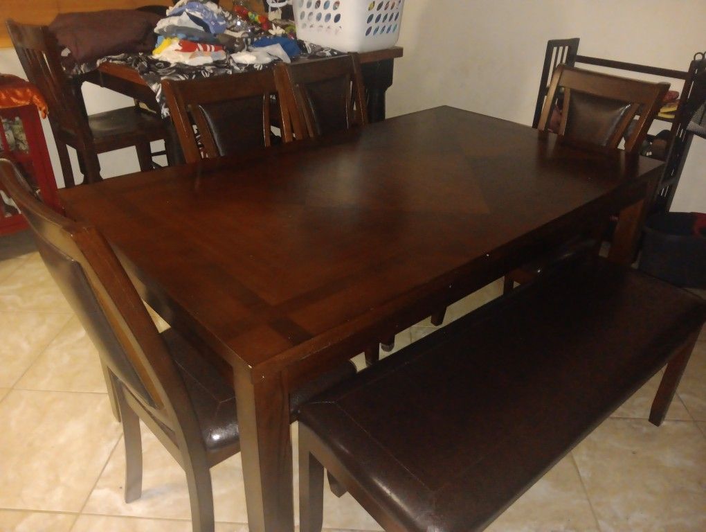 Kitchen Table