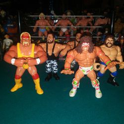 WWF Hasbro Figures Hulk Hogan- Ultimate Warrior-Hacksaw Jim Duggan-Bushwackers Vintage 90's