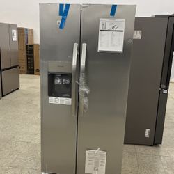 New 33” Frigidaire Side By Side Refrigerator - Financing Available 