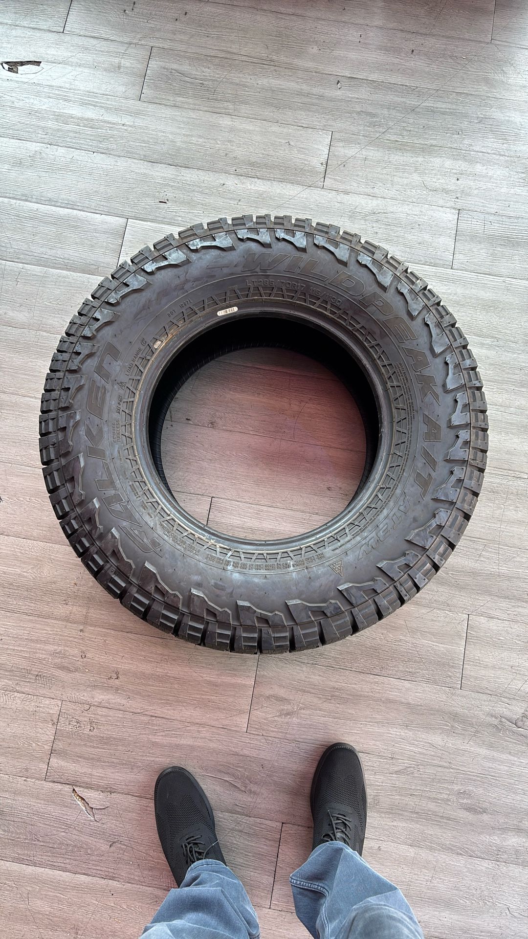 1x Falken AT3 285/70R17 | Used Like NEW