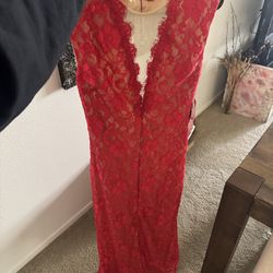 Lace maxi dress