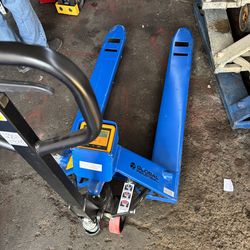 Global Industrial Pallet Jack with Scale 5500 lb capacity brand new