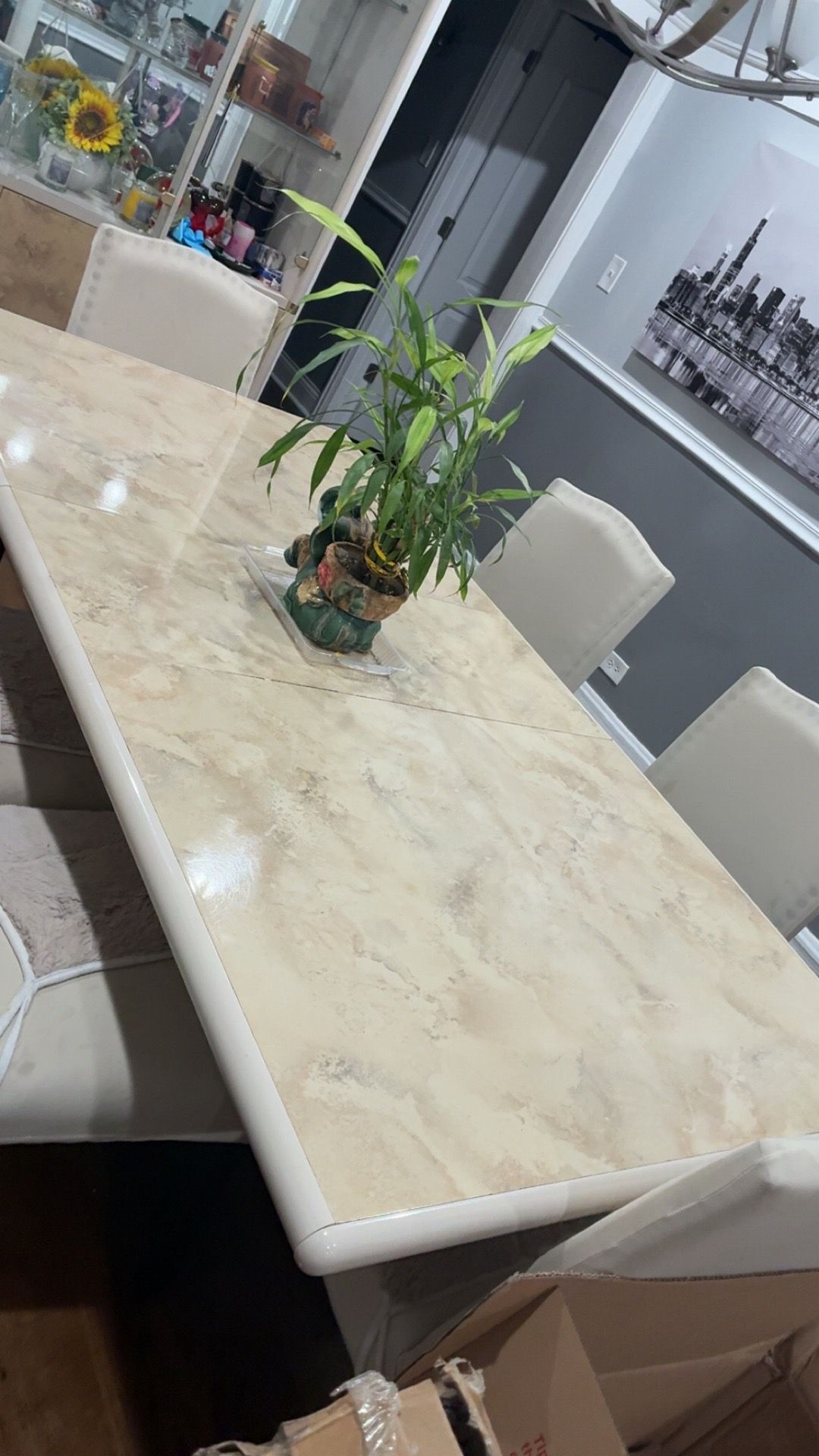 Table & chairs