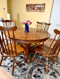 Solid Wood Pedestal Dining Table with 5 chairs