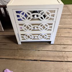 3 Drawer Dresser 