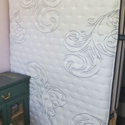Ex. Firm Queen Beauty Rest Mattress
