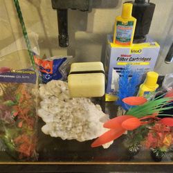 20 Gal. Fish Aquarium & Stand