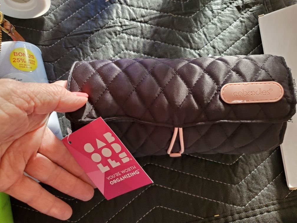 New Caboodle Roll Up Cosmetic And Make Up Brush Storage