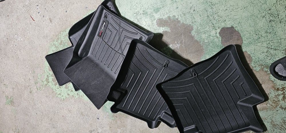 2013 M37X Weather Tech,.