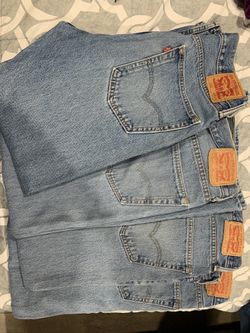 Levis