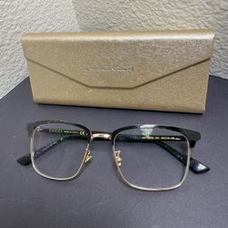 Gucci glasses Black and Gold Eyeglass Frames - throw offers & read description 