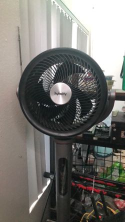 Standing fan