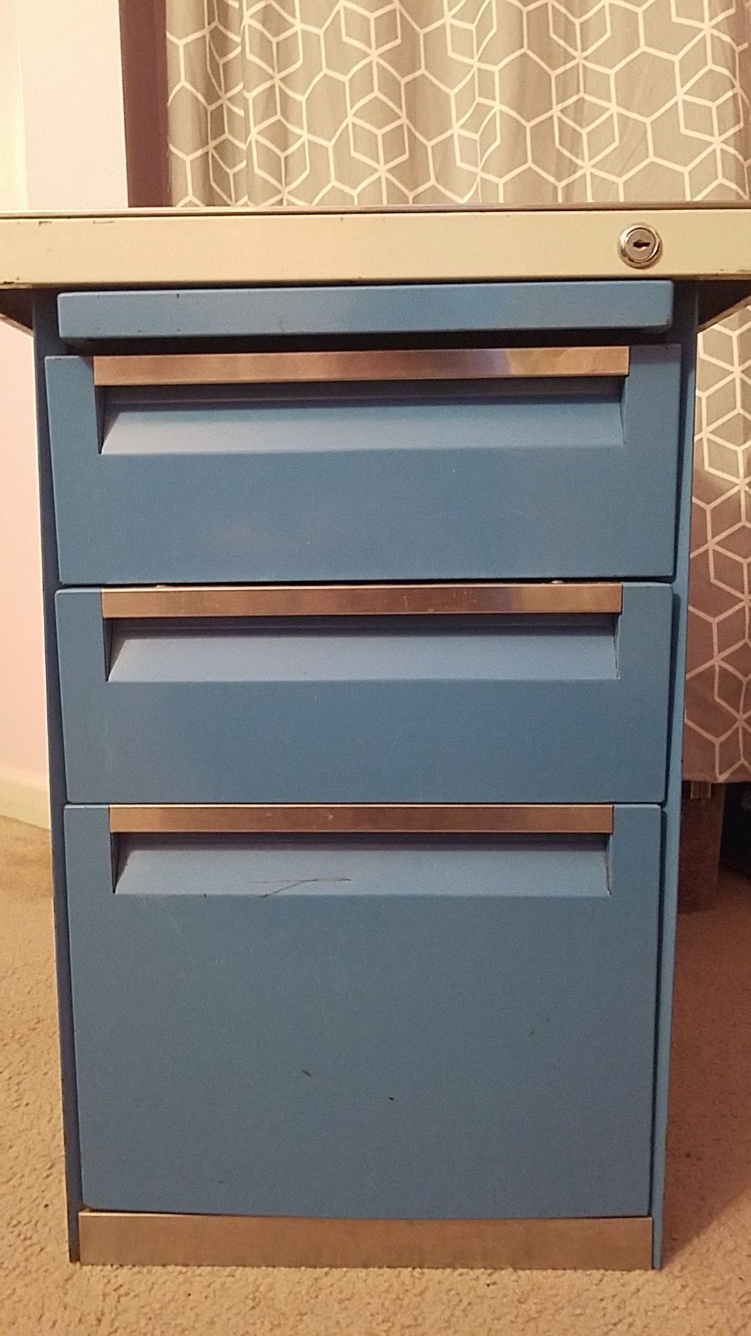 FREE 3 Drawer Filing Cabinet with slide out shelf